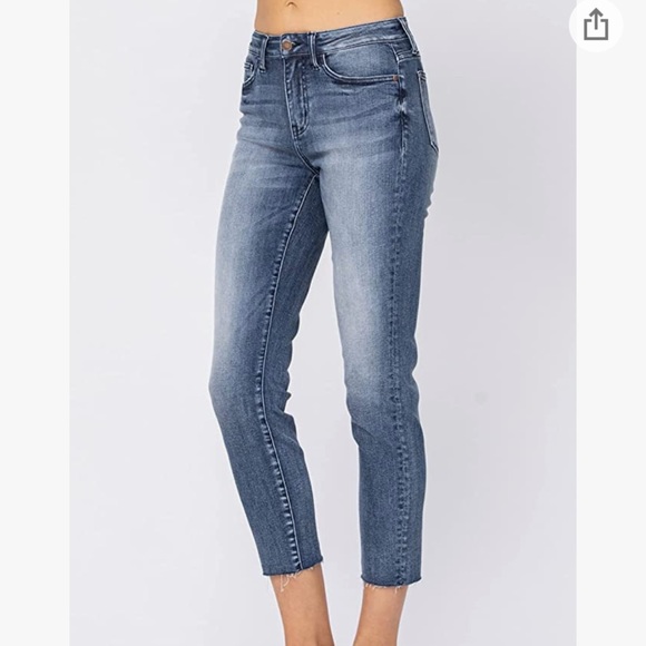 Judy Blue Raw Hem Relaxed Fit Jeans Sz 15/32 - Picture 8 of 11